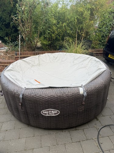 Bestway lay spa - lay, z